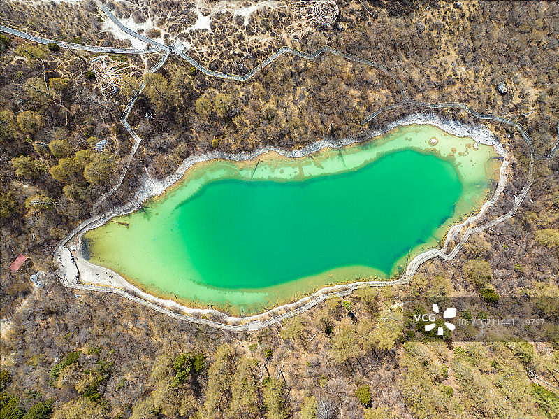 稻城亚丁珍珠海航拍俯视画面图片素材
