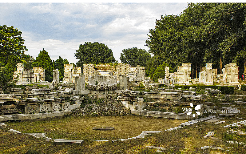 中国北京圆明园遗址公园西洋楼遗址，断壁残垣，谐奇趣、大水法、方外观、海晏堂图片素材