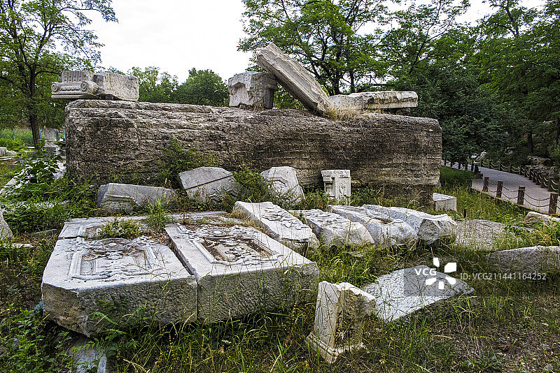 中国北京圆明园遗址公园西洋楼遗址，断壁残垣，谐奇趣、大水法、方外观、海晏堂图片素材
