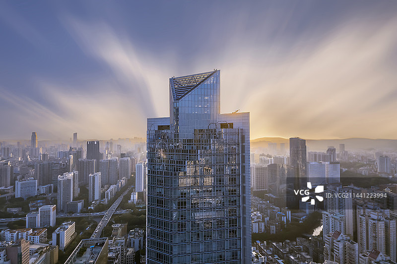 广东广州越秀金融大厦图片素材