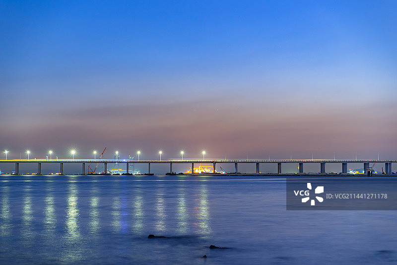 深圳去广州高速跨海大桥夜景西湾红树林图片素材