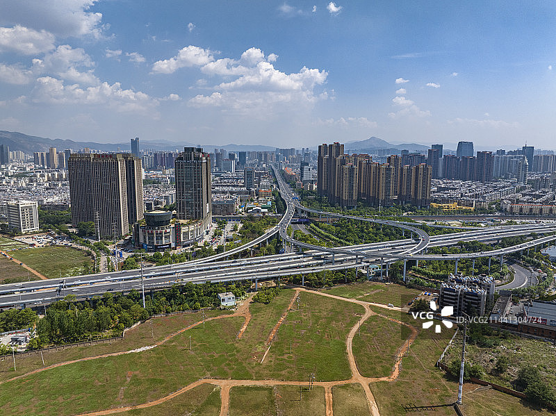 航拍昆明明波立交桥图片素材