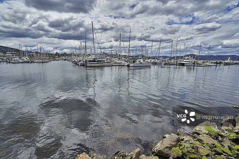 澳大利亚霍巴特港口帆船图片素材