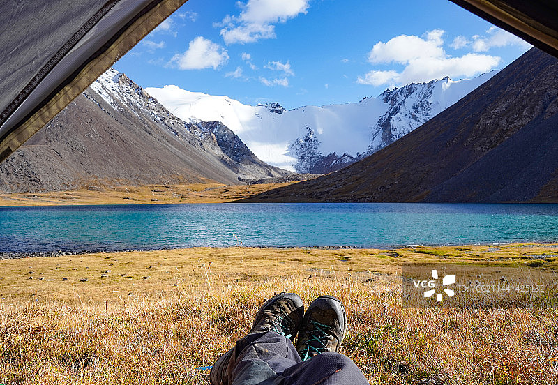 狼塔徒步之绿湖图片素材