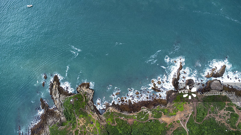 航拍深圳大鹏杨梅坑鹿嘴山庄美人鱼拍摄地全景图图片素材