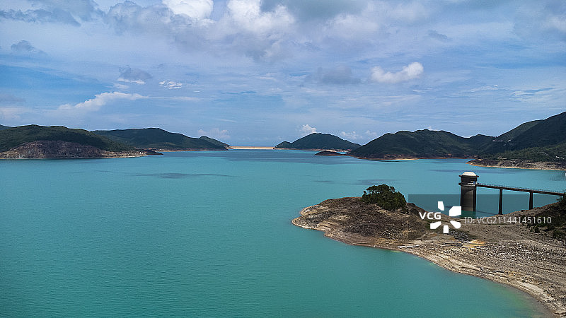航拍香港最美行山径麦理浩径万宜水库图片素材