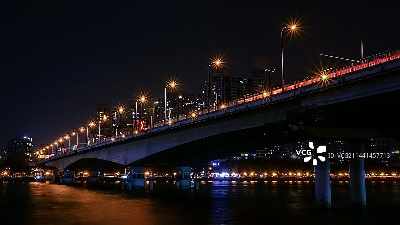 夜幕下的海珠桥图片素材
