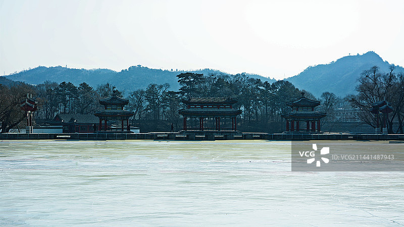 冬天的承德避暑山庄图片素材