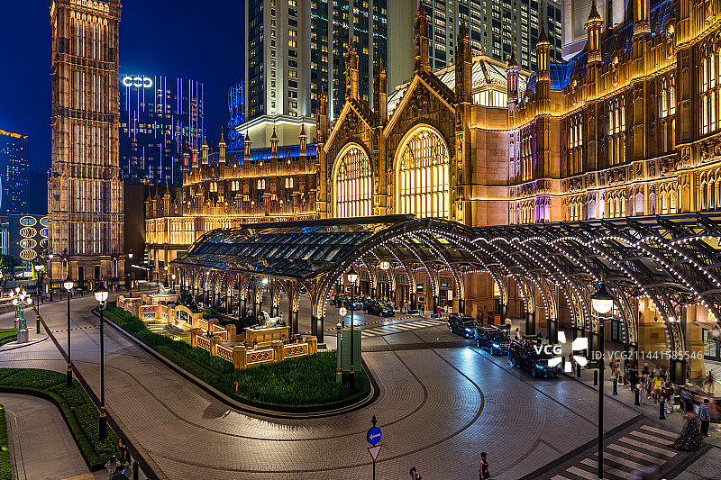 中国澳门伦敦人度假区酒店娱乐城夜景图片素材