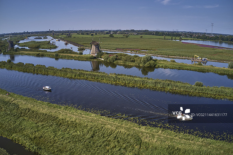 航拍欧洲荷兰小孩儿堤坝图片素材
