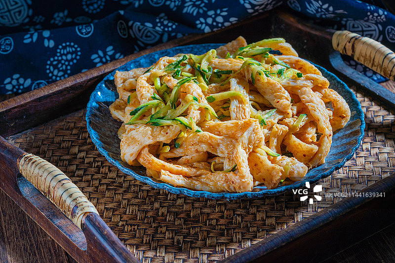 凉拌牛筋面图片素材