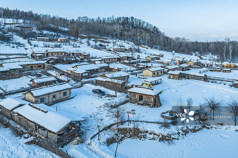冬季长白山抚松县锦江木屋村航拍风光图片素材