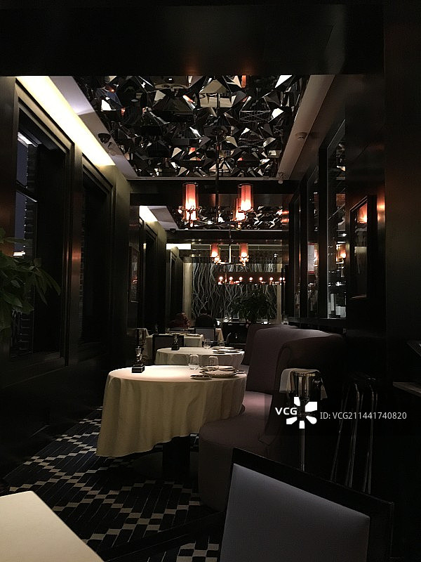 8 1/2 Otto E Mezzo BOMBANA·上海图片素材