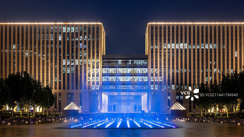 北京航空航天大学-国家实验室夜景图片素材