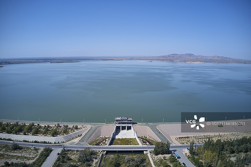 甘肃武威民勤县红崖山水库图片素材