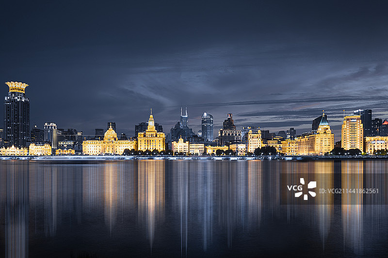 外滩 The Bund in Reflection图片素材