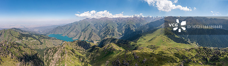 中国新疆昌吉天山天池航拍全景图图片素材