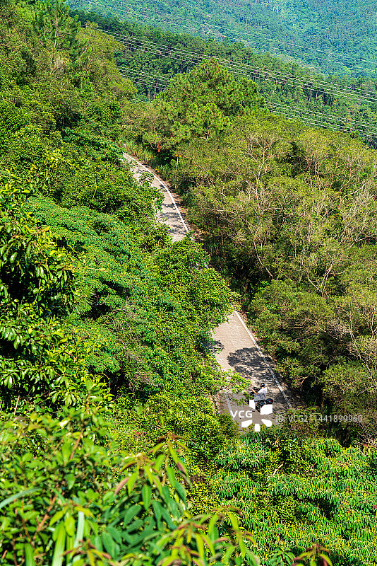 航拍视角下的五桂山自然风光图片素材