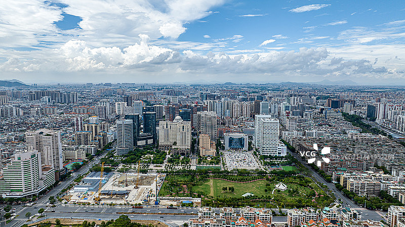 汕头龙湖市中心CBD航拍图图片素材