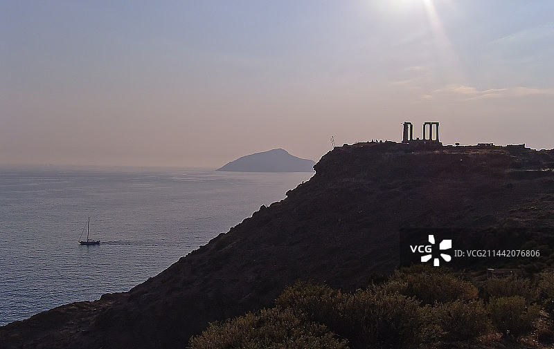 舒尼恩岬看古希腊波塞冬神庙图片素材
