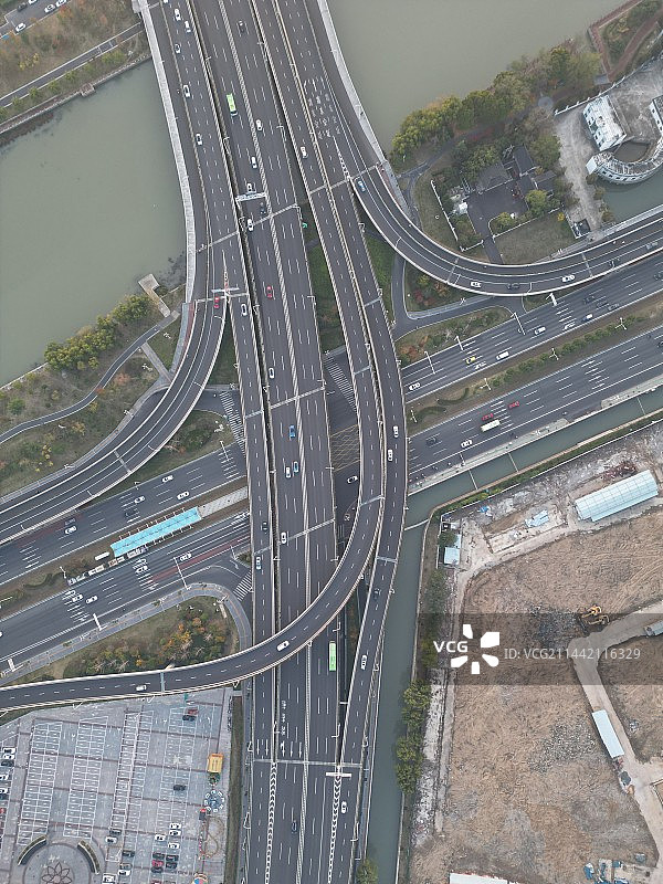 城市高架道路鸟瞰图图片素材