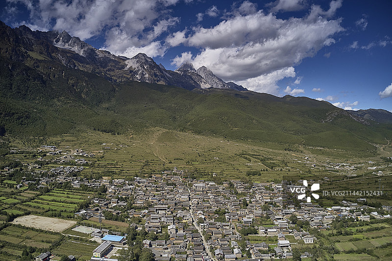 航拍丽江玉湖村图片素材