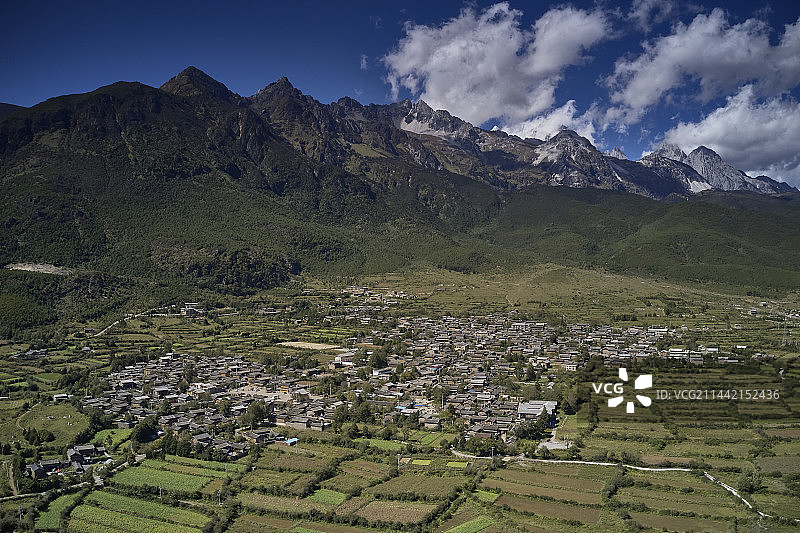 航拍丽江玉湖村图片素材