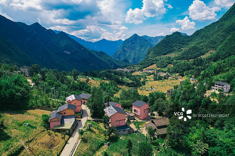 城口县梨坪村田园风光图片素材