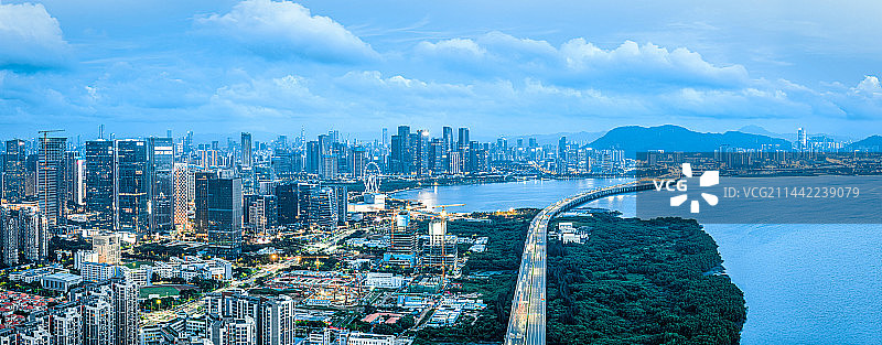 前海湾宝安沿江高速蓝调蓝图图片素材