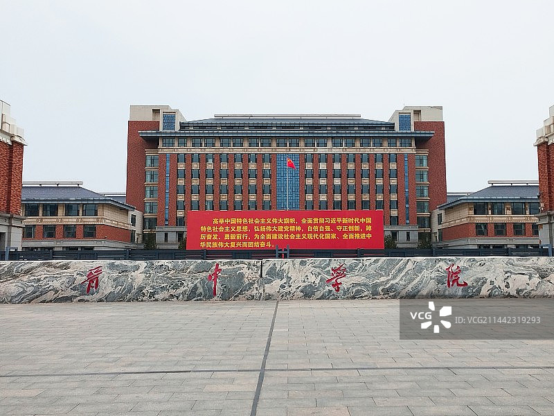 汽车广告背景图-建筑广场地面图片素材