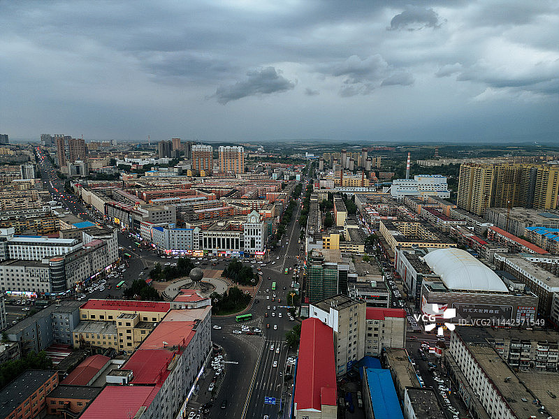鹤岗 振兴广场 天水湖公园 建设大厦 科技馆 人民医院图片素材
