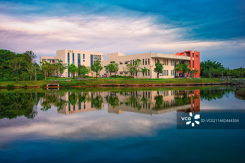 广东海洋大学食堂风光图片素材