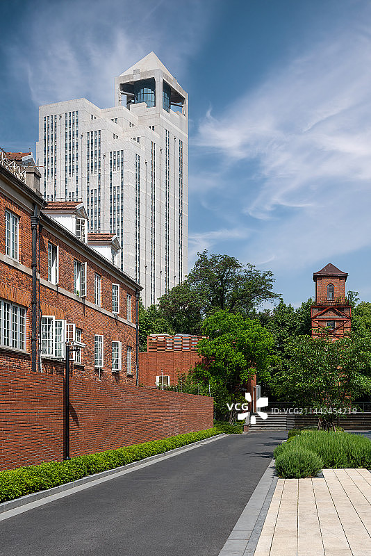 衡复风貌区衡山路8号上海图书馆图片素材