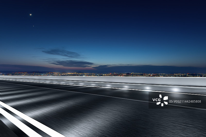 城市建筑天空背景汽车广告背景图图片素材