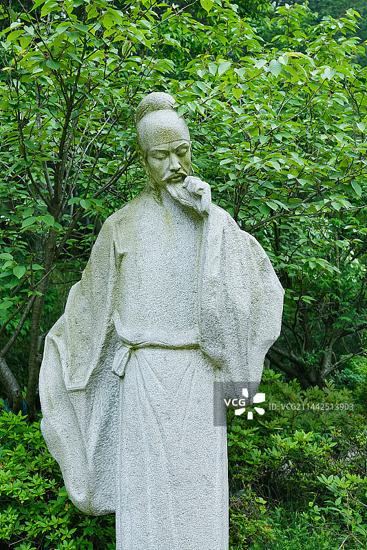 白居易雕塑  江西庐山风景区花径公园白居易草堂图片素材