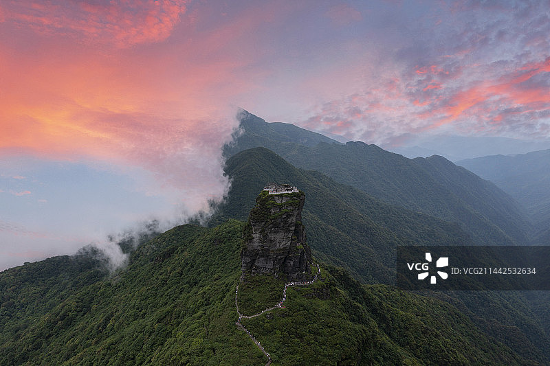 航拍贵州省铜仁市梵净山地质公园户外风光图片素材