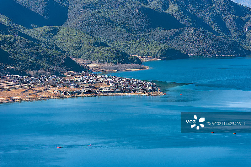 川滇交界的蓝宝石图片素材