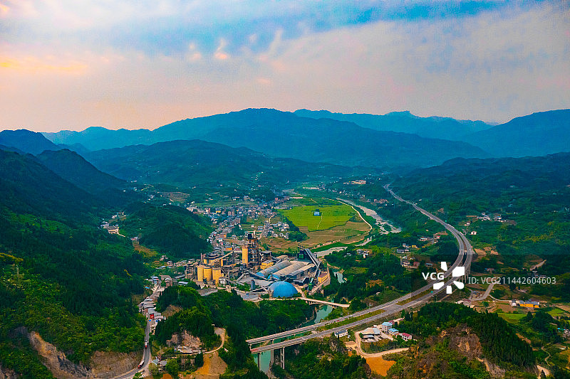 开州区温泉高速特大桥图片素材