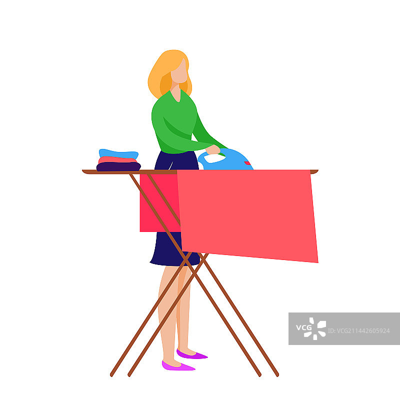 女人熨烫衣物图片素材