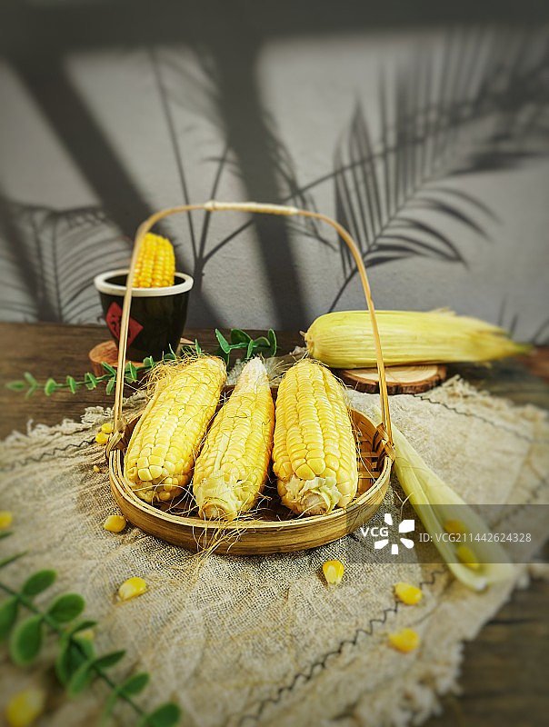 玉米#饭桌上的美味食品#小吃#烟火味#图片素材