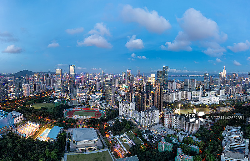 深圳南山科技园夜景图片素材