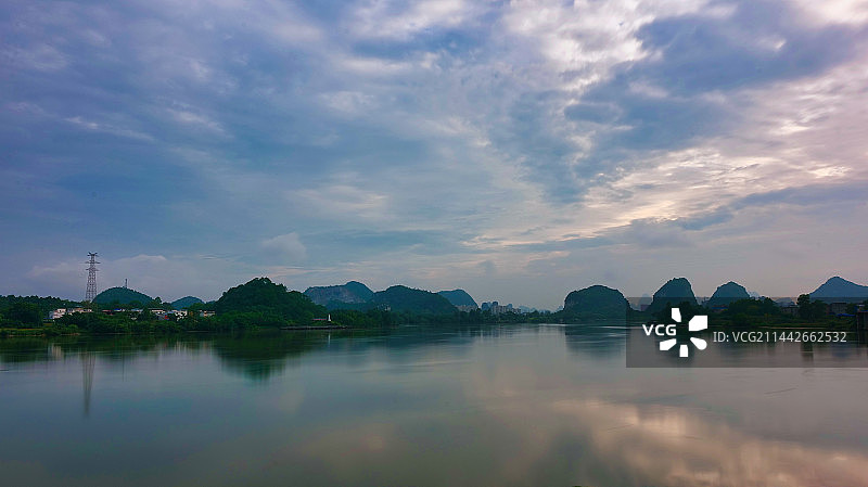 日落后的柳江图片素材