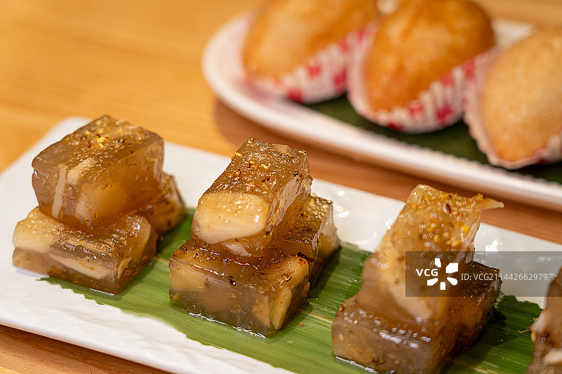 传统甜点小吃桂花蔗汁马蹄糕图片素材