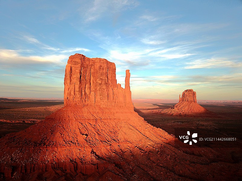 夕阳下的纪念碑谷图片素材