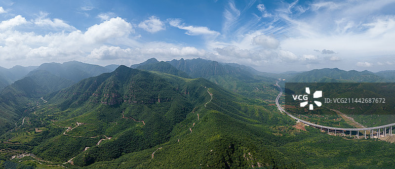 河南三门峡渑池仙门山山区图片素材