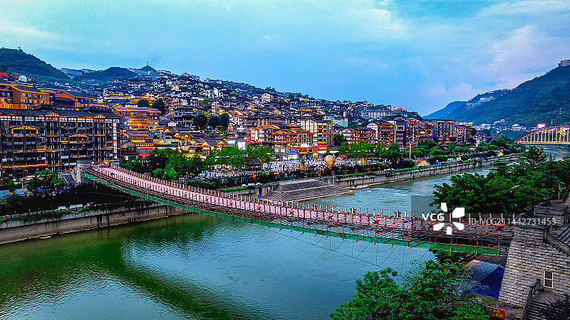 茅台镇赤水河红军桥图片素材