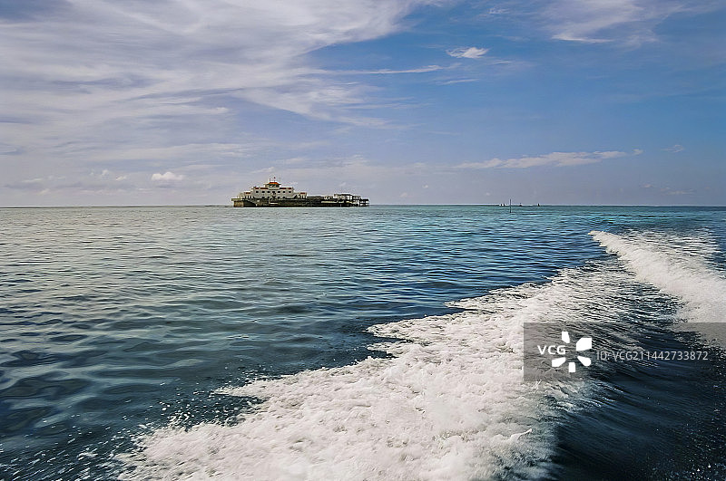 南沙群岛，美济礁，美济岛，天然避风良港图片素材
