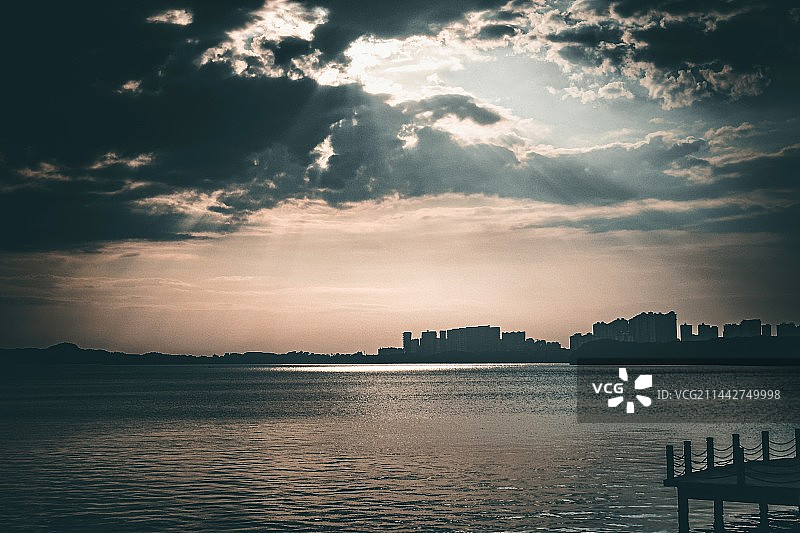 岳阳南湖的黄昏图片素材