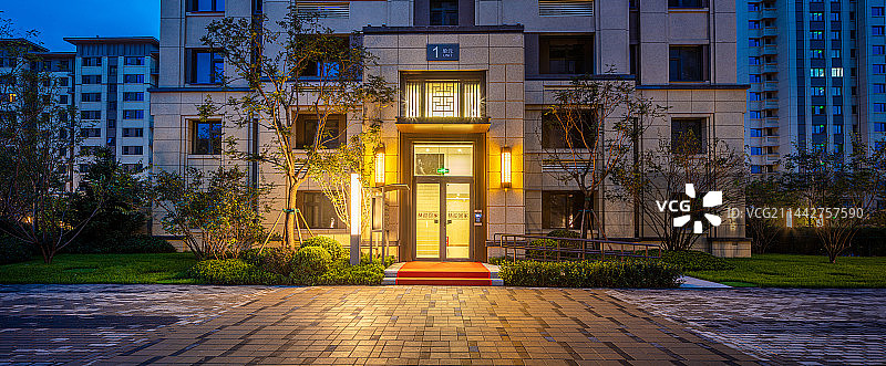 别墅门口街道图片素材