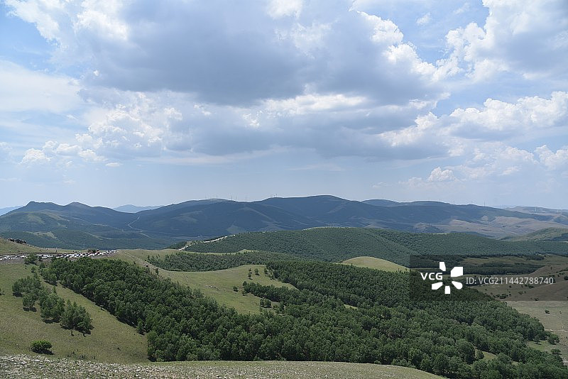 承德丰宁千松坝国家森林公园天路图片素材